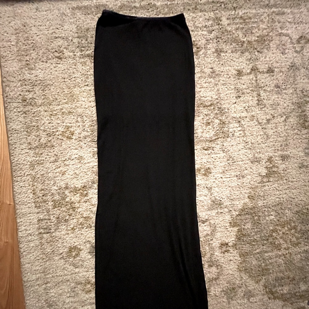 Black maxi skirt with slits in both sides